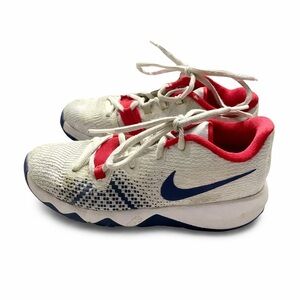 Nike shoes size 13C